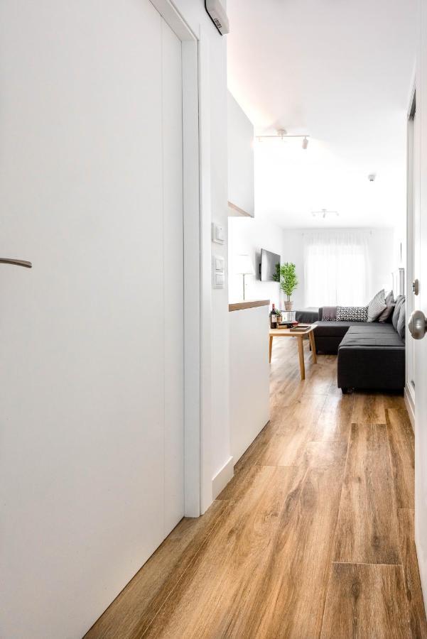 Apartamentos Toboso Plaza Nerja Esterno foto A micro apartment in Berlin