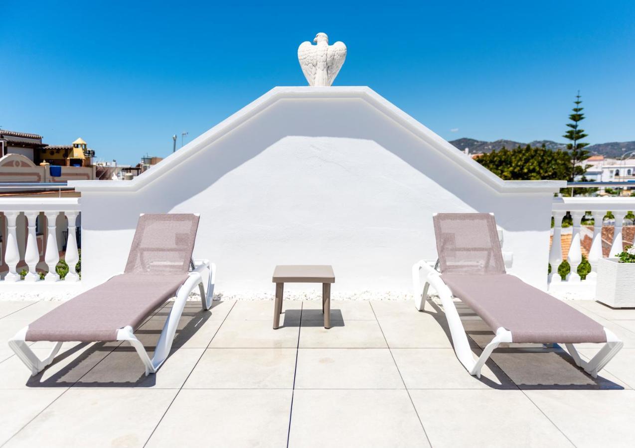 Apartamentos Toboso Plaza Nerja Esterno foto Rooftop terrace